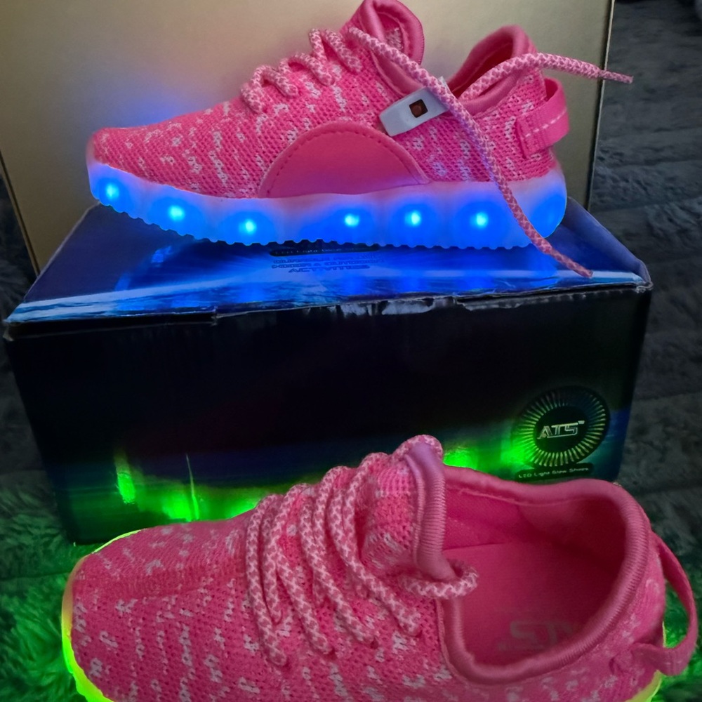 Kids Pink LED Light-Up Sneakers